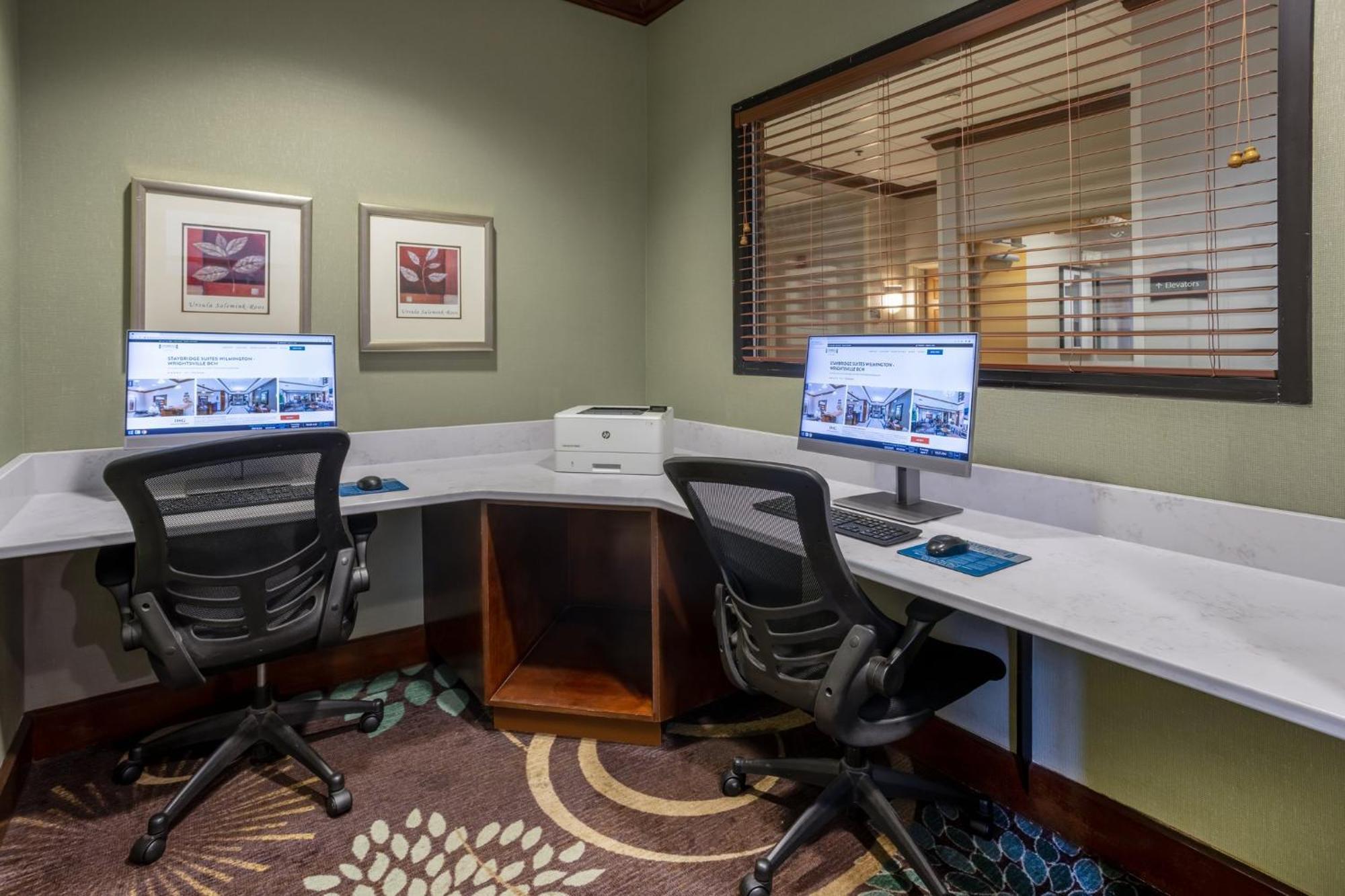 Staybridge Suites Wilmington East By Ihg Exterior photo